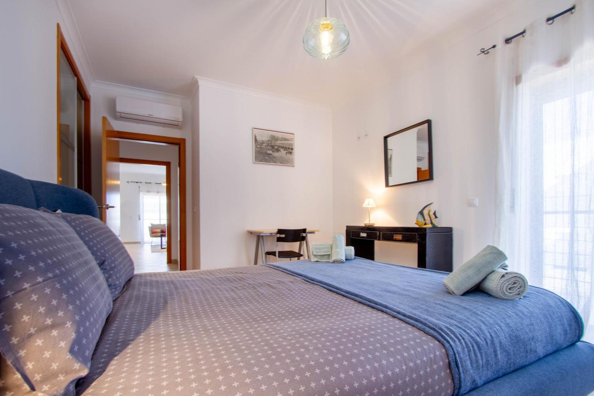 Casa Happiness, Swimming Pool, Fast Wifi, Parking Appartement